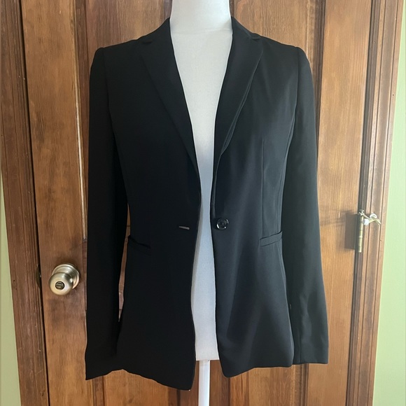 Banana Republic Jackets & Blazers - Banana Republic Black Blazer
